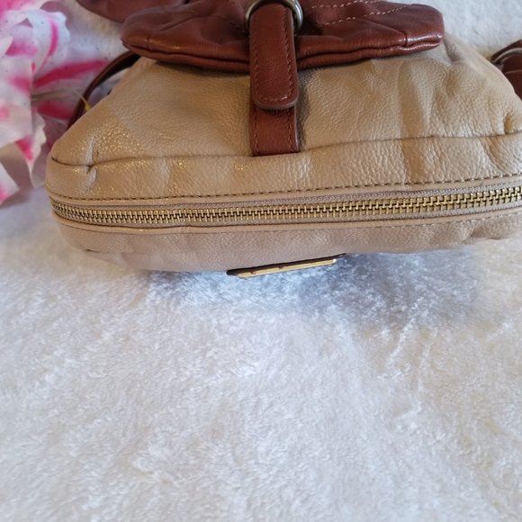 Steve Madden Vegan Leather Expandable Crossbody Satchel Tote - Picture 3 of 16